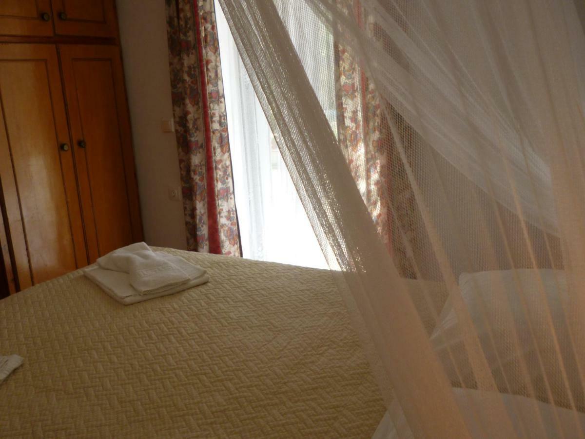 Giannis Appartement Agios Georgios Pagon Buitenkant foto